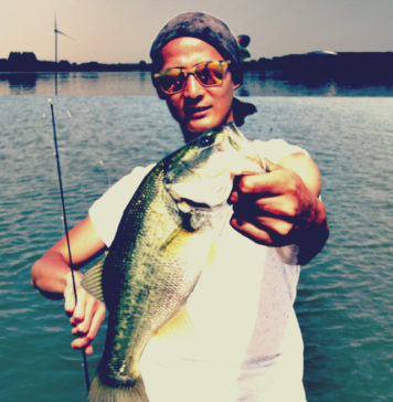 琵琶湖バスフィッシングガイドリポート ~清水様~ 38cm 16