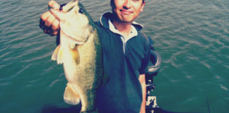 琵琶湖バスフィッシングガイドリポート ~岡村様~ 43cm 18