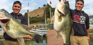 7530gのデカバス釣れる!! (米カリフォルニア) 1