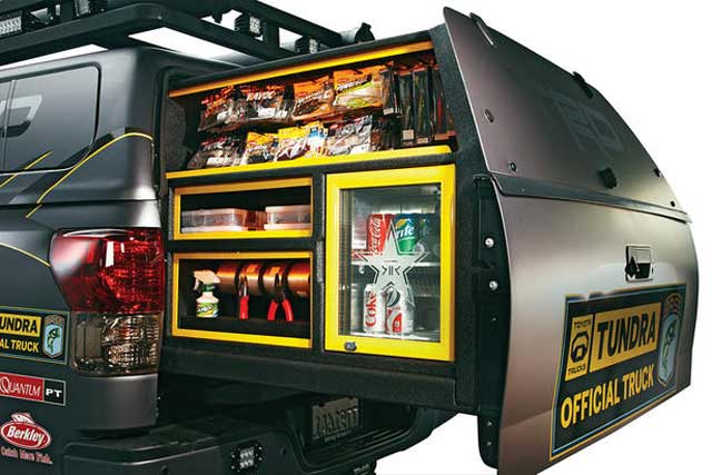 タンドラ “FISHING TEAM”デモカー (バスボートカスタム)