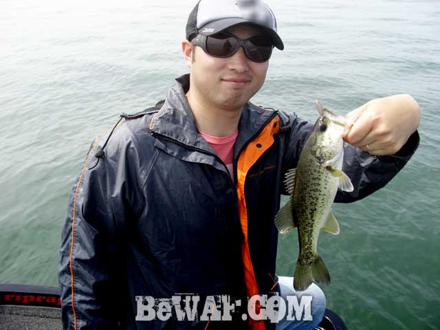 biwako-bass-fishing-guide-blog-de-su100