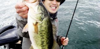 琵琶湖へ (12月10日) GSブレードンで43cm 13