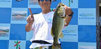 tweet釣果：ドライブクローラーで52cm!! (琵琶湖) 3