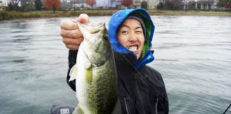 琵琶湖バスフィッシングガイドリポート ~竹中様~ 41cm 11