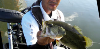 琵琶湖バスフィッシングガイドリポート~上杉様~ 38cm 25