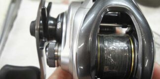 シマノ 13 メタニウム ボディ写真