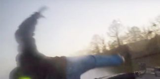 バスボート事故 ~波にぶつかり乗員が放り出される~ 1