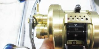 Bコース：２４００円