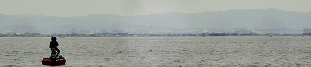 琵琶湖モンスターを狙え 写真