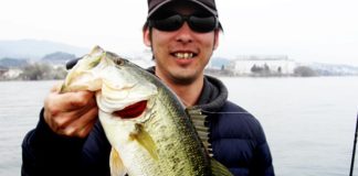 琵琶湖モンスターを狙え 写真