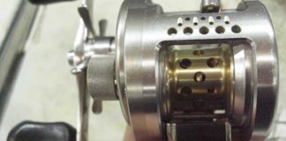 シマノ カルカッタ コンクエスト201DC 分解修理写真