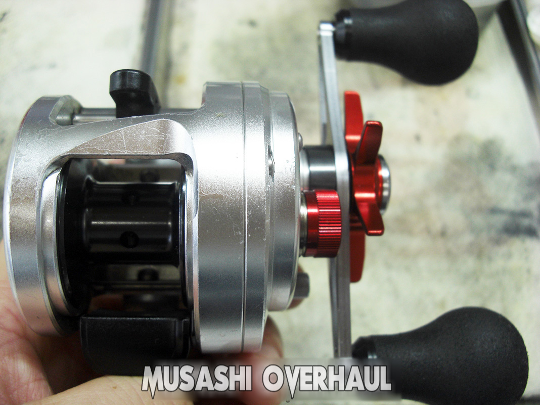 シマノ 12 カルカッタ200 (028334) メンテナンス修理写真