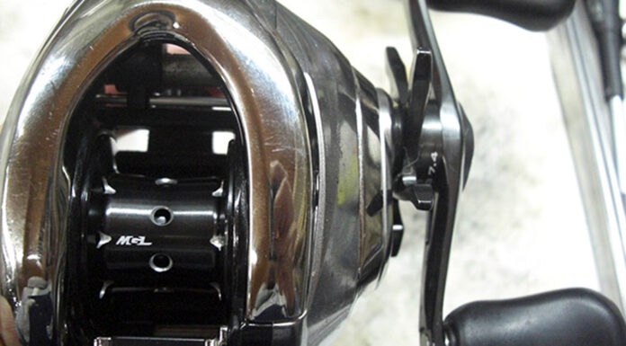 シマノ 16 アンタレス DC (035172) メンテナンス修理写真