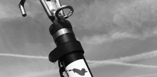 スキンヘッドルアー回収機 写真