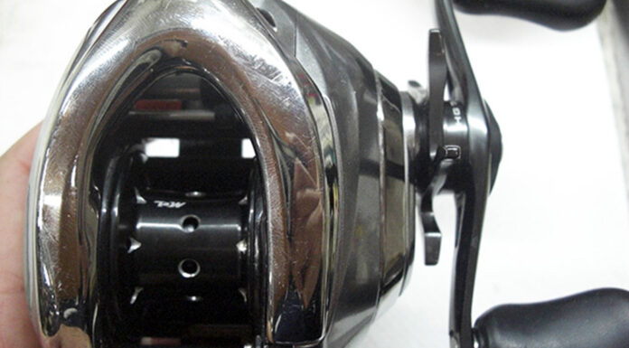 シマノ 16 アンタレス DC (035172) メンテナンス修理写真