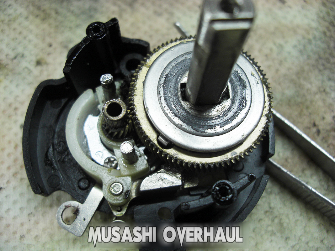 シマノ 12 カルカッタ200 (028334) メンテナンス修理写真