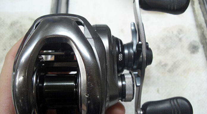 シマノ 15 メタニウムDC (033765) メンテナンス修理写真