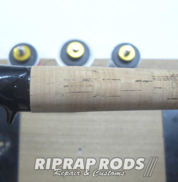 ロッドのEVAグリップをコルクにカスタムする写真