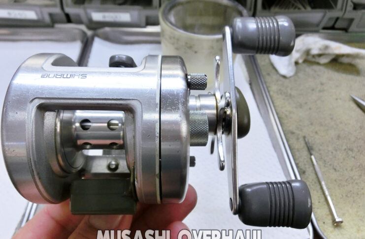 シマノ 92 カルカッタ 200 (RH33) (00789) メンテナンス修理写真