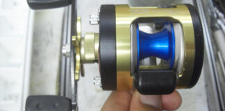 アブ モラム ウルトラマグAE74 ブラック左 分解修理写真