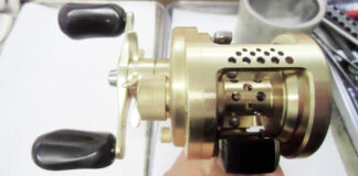 シマノ 01 カルカッタコンクエスト 101 ベアリング 分解修理写真