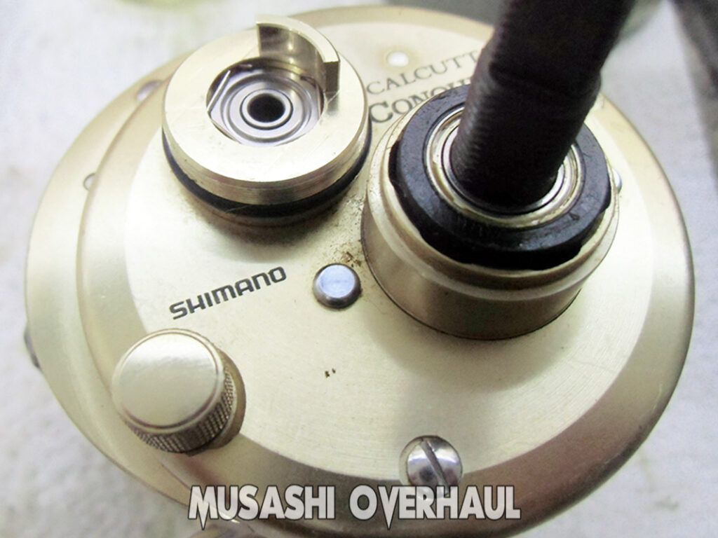 SHIMANO カルカッタコンクエスト RH 442 リール