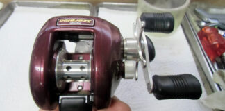 シマノ バンタム スコーピオン メタニウムXT 右 赤メタ 分解メンテナンス修理写真