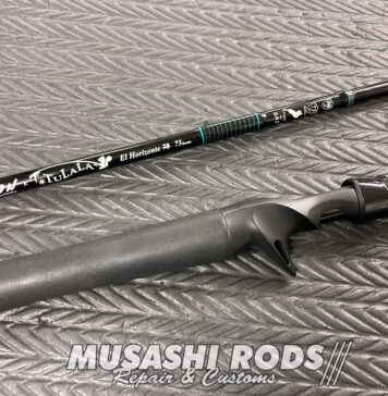 DRT x ツララ 73リミックス 傷補修 差し込み口割れ修復 修理写真