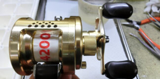シマノ 01 カルカッタコンクエスト 100 (RH442) メンテナンス修理写真