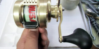 シマノ 22 オシアコンクエスト 300HG 右 (044440) メンテナンス修理写真