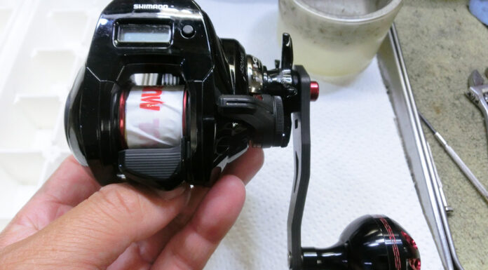 シマノ 19 炎月 CT 150HG 右 (039866) 異音修理写真