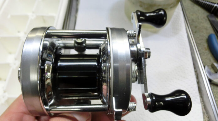 アブガルシア アンバサダー 5500C 内部固着 修理写真