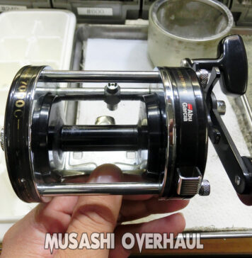 アブガルシア アンバサダー 7000C 内部から異音修理写真