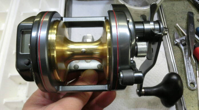 メンテナンス日記#1999:シマノ 07 海魂 3000T (02127) メーター映らない シマノ 07 海魂 3000T (02127) メーター映らない 修理写真