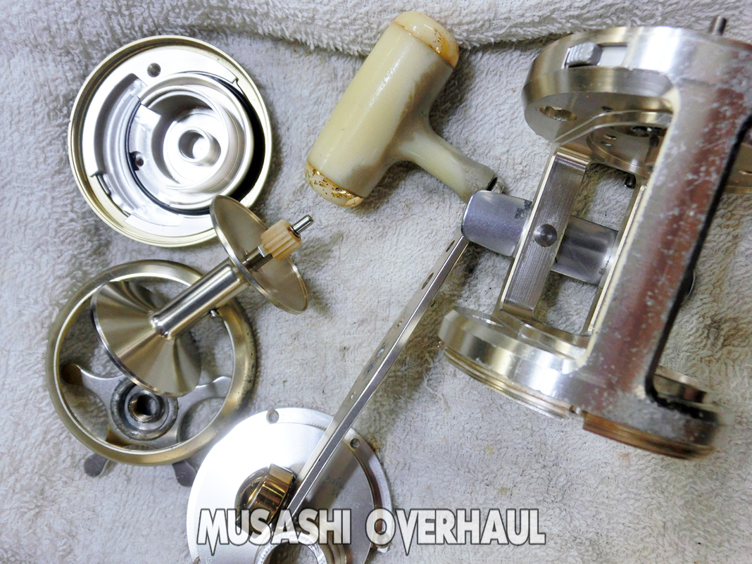 7 daiwa millionaire cvz 300f 00614723 overhaul bunkai tenkaizu hakai reel koshou kowareta shuri overhaul maintenance shuri nedan gyousha