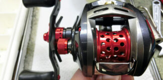 ダイワ 15 アルファス 105HL (KTF) (00614078) スプール軸 修理写真