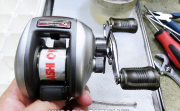 シマノ 97 スコーピオンメタニウムXT (RH322) レベルワインド受ケ 割れ 修理写真