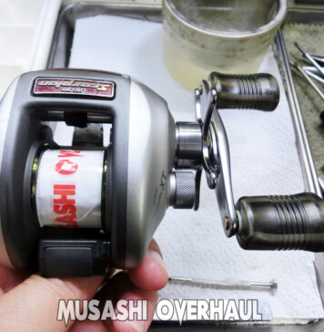 メンテナンス日記#2020:シマノ 97 スコーピオンメタニウムXT (RH322) レベルワインド受け割れ シマノ 97 スコーピオンメタニウムXT (RH322) レベルワインド受ケ 割れ 修理写真