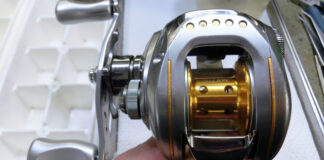 ダイワ TD ジリオン 100HL (00614051) ハンドル重い 修理写真