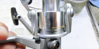 ダイワ トーナメントX 2500iT (00058588) メンテナンス修理写真