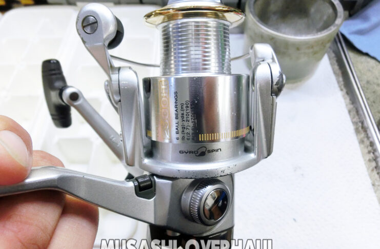 ダイワ トーナメントX 2500iT (00058588) メンテナンス修理写真