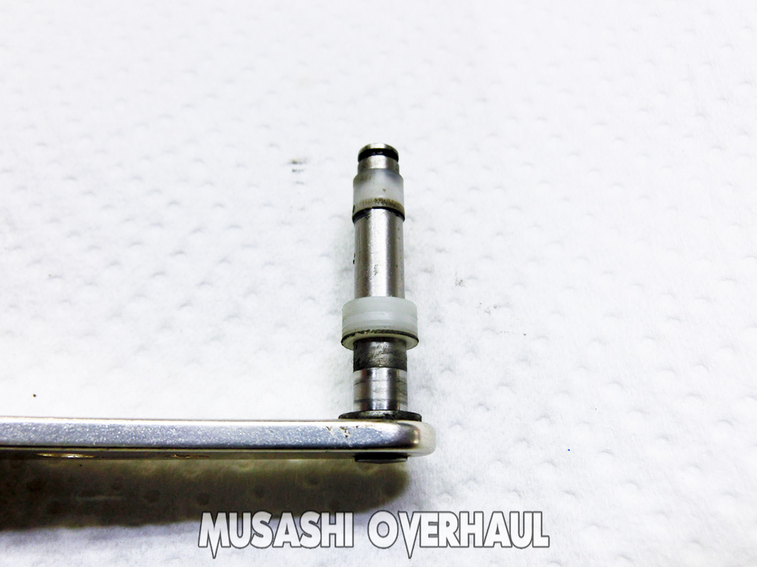 ダイワ ミリオネア CV-Z 300SF (00615003) ハンドル重い 修理写真