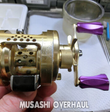 シマノ 01 カルカッタ コンクエスト 100 (01565) 激しい異音修理写真