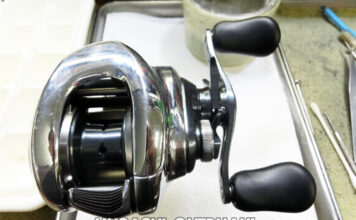 シマノ 19 アンタレスHG 右 (03984) (4969363039843) メンテナンス修理写真