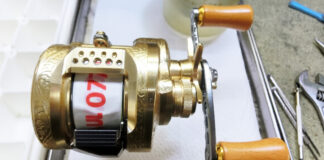 シマノ 22 カルカッタコンクエスト 200XG (044402) (4969363044402) メンテナンス修理写真